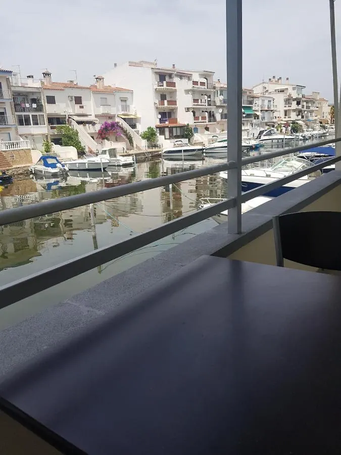 Portofino 58 Aparthotel Empuriabrava